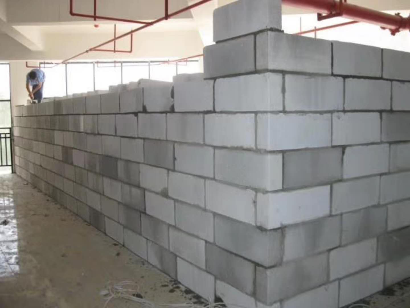 康定蒸压加气混凝土砌块承重墙静力和抗震性能的研究